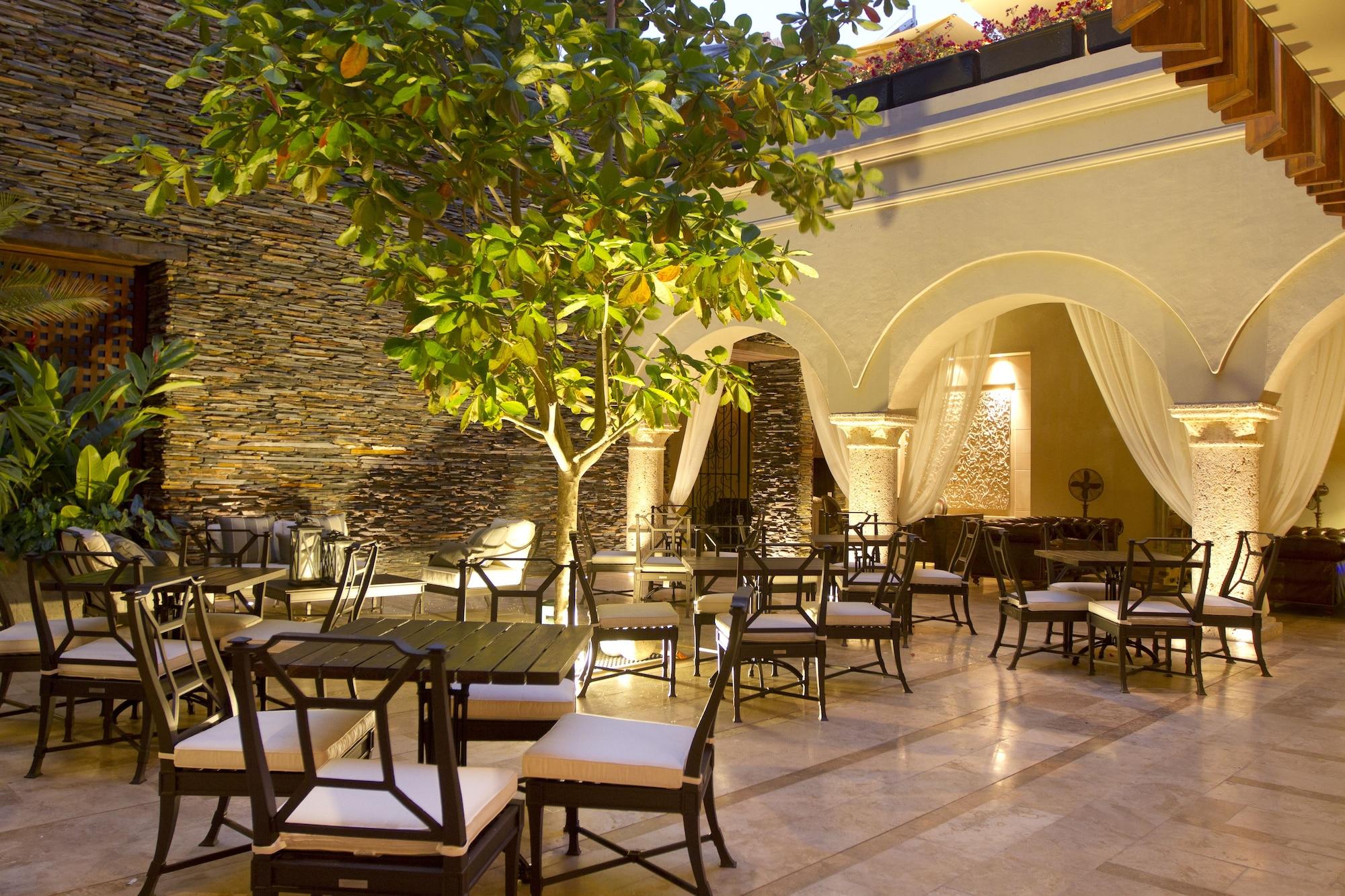 Bastion Luxury Hotel Картахена Экстерьер фото